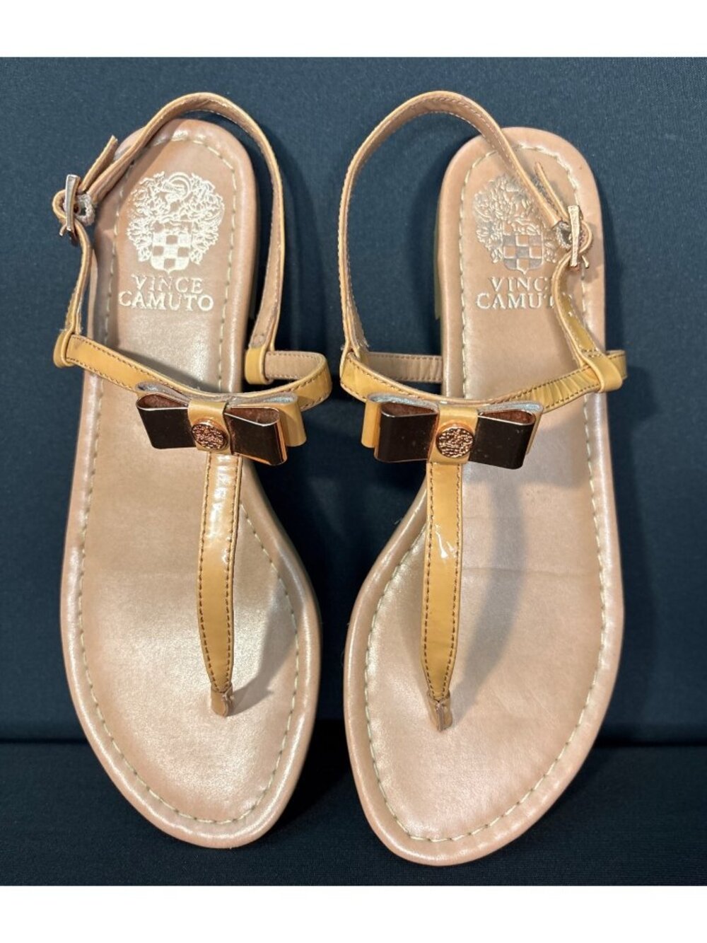 Vince Camuto “Malinda” Tan Thong Sandals Rose Gold Bow Accent Adjustable Straps - Picture 2 of 9